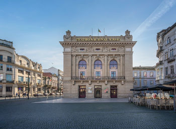 Buildings in city