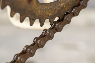 Bike crankset with chain close-up