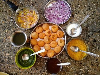 Popular indian snacks -pani puri