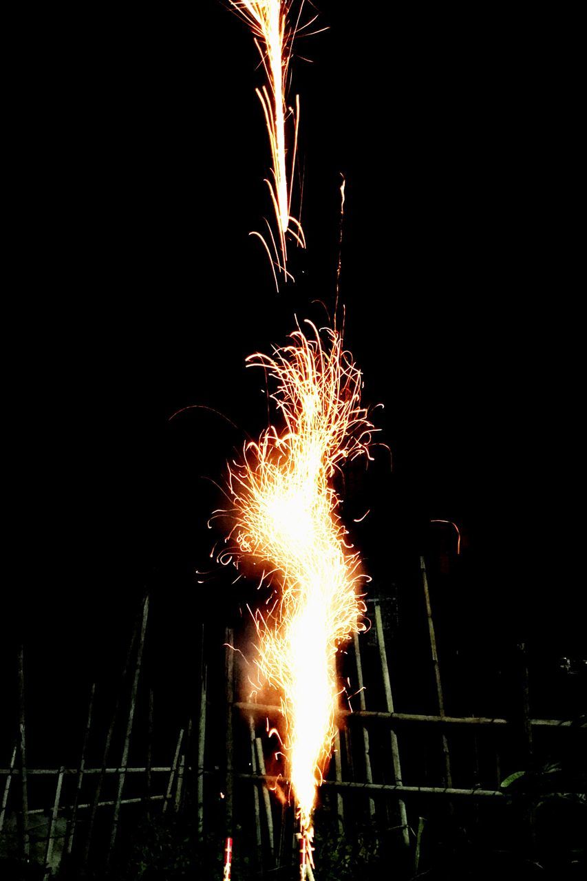 night, event, outdoors, exploding, long exposure, motion, firework - man made object, no people, firework display, sparkler, wire wool