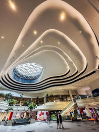 shopping mall