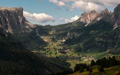 Gardena pass view - val badia - alto adige sudtirol