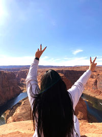 At the top of horseshoe bend.