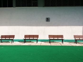 Empty bench in a park