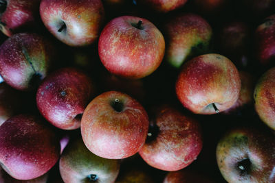 Full frame shot of apples