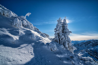 Scenic view of snowcapped mountain against sky