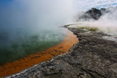 Waiotapu champagne pool new zealand