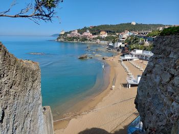 Baia del quercetano castiglioncello 