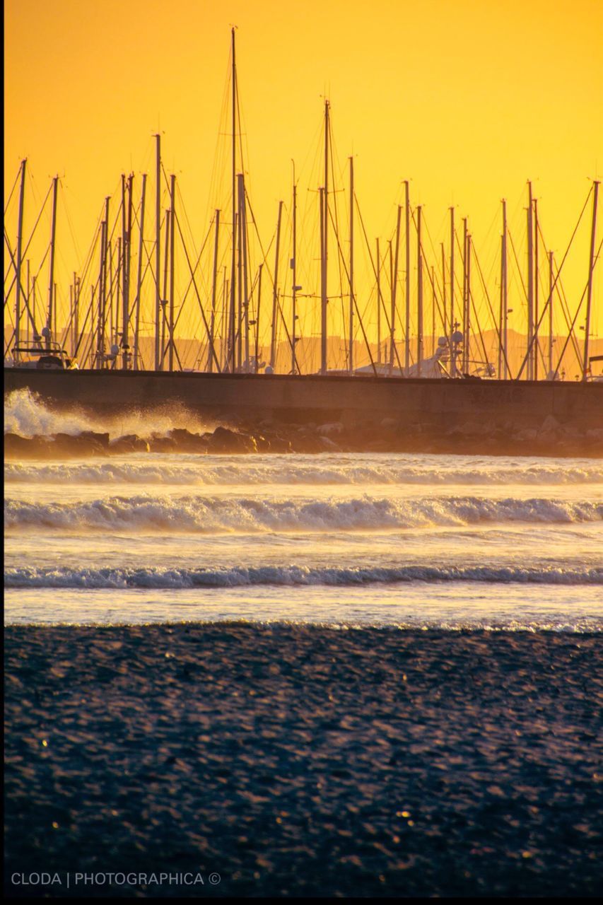 CLOSE-UP OF SEA AGAINST SKY