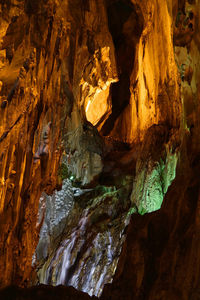 Close-up of water flowing in cave