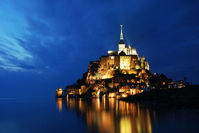 Bay of mont saint michel