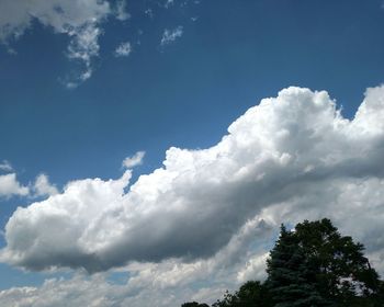 Low angle view of cloudy sky