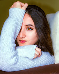 Portrait of a smiling young woman