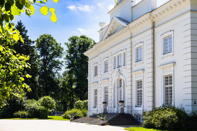 Uzutrakis manor. colonnaded mansion set in landscaped gardens. trakai, lithuania, 2 july 2022