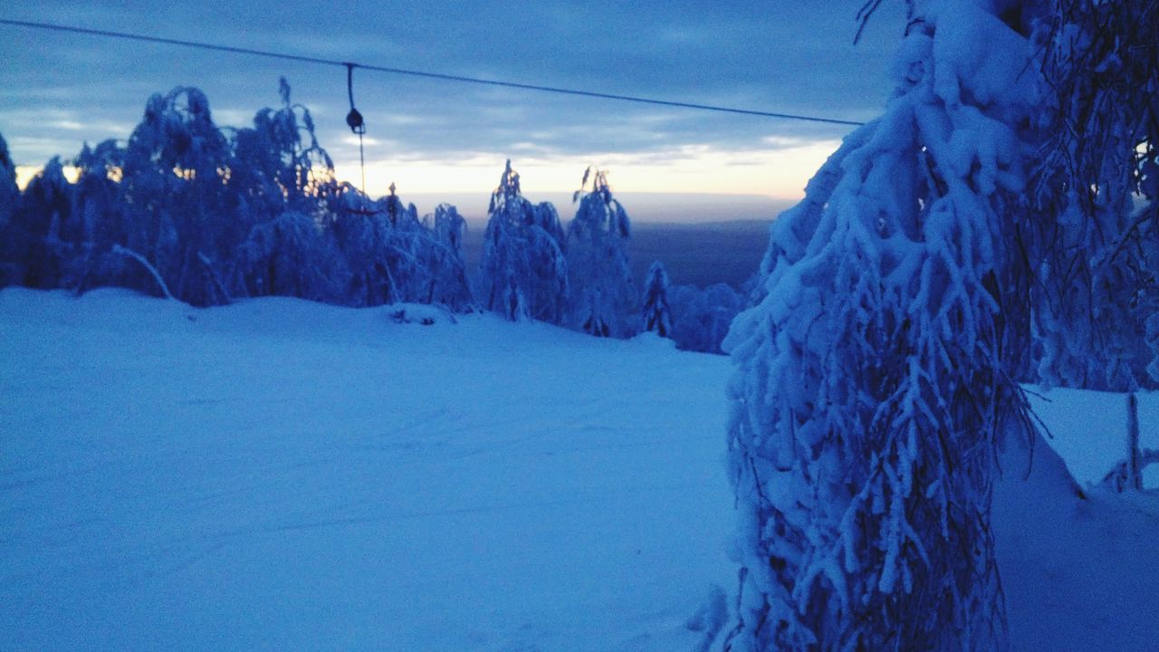 snow, cold temperature, winter, season, sky, blue, tranquil scene, weather, beauty in nature, mountain, scenics, tranquility, nature, frozen, covering, snowcapped mountain, cloud - sky, landscape, cloud, white color