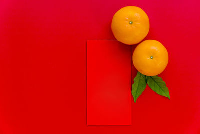 Close-up of orange fruits