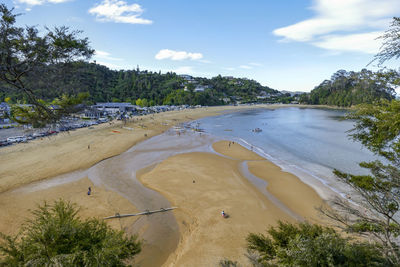 Kaiteriteri beach near the abel tasman national park in new zealand