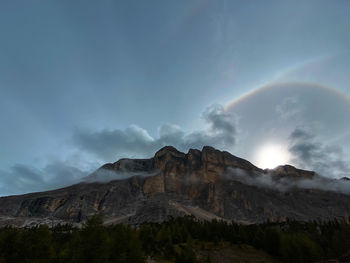 Halo during sunrise on la crusc, dolomites, south tyrol, italy 