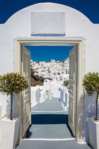 The beautiful architecture of the cities in santorini island