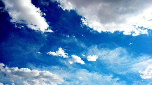 Low angle view of cloudy sky