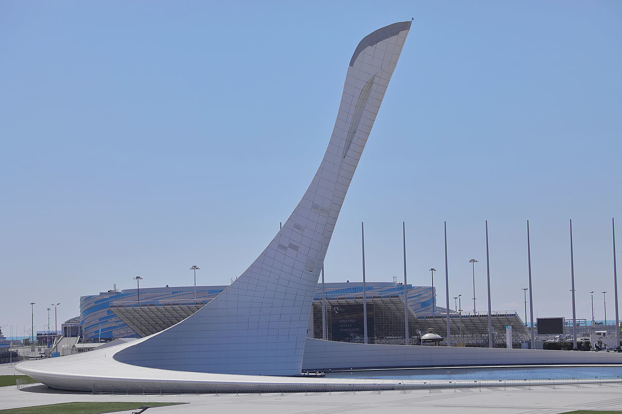 LOW ANGLE VIEW OF BUILDING AGAINST CLEAR BLUE SKY