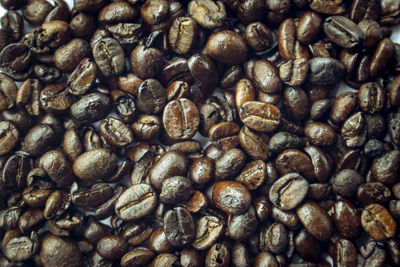 Full frame shot of roasted coffee beans