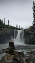 Crescent falls