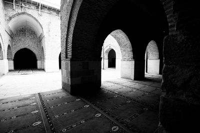 Black and white photo of the grand mosque in elazig