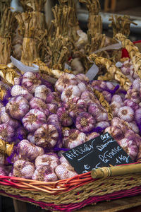 Purple flowers for sale in market