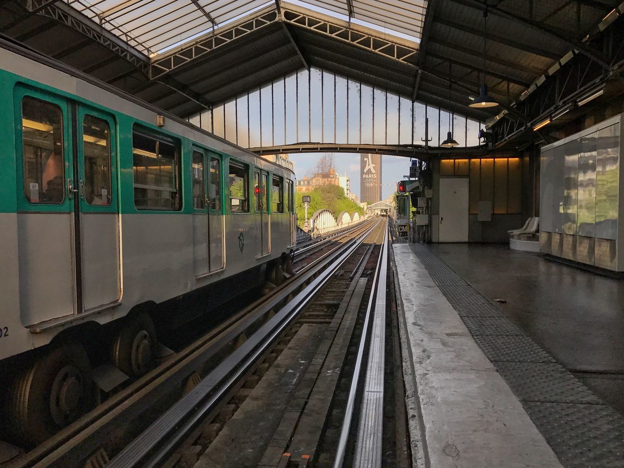 Metro lamotte picquet