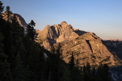 Monte cristallo and sorapis in trentino dolomite alps at sunrise, cortina, italy