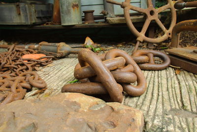 Close-up of rusty metal chain