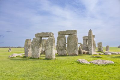 Scenic view of stonehenge heritage