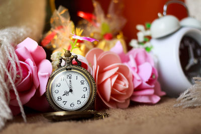 Close-up of pink flowers on table