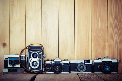 Vintage cameras on table 