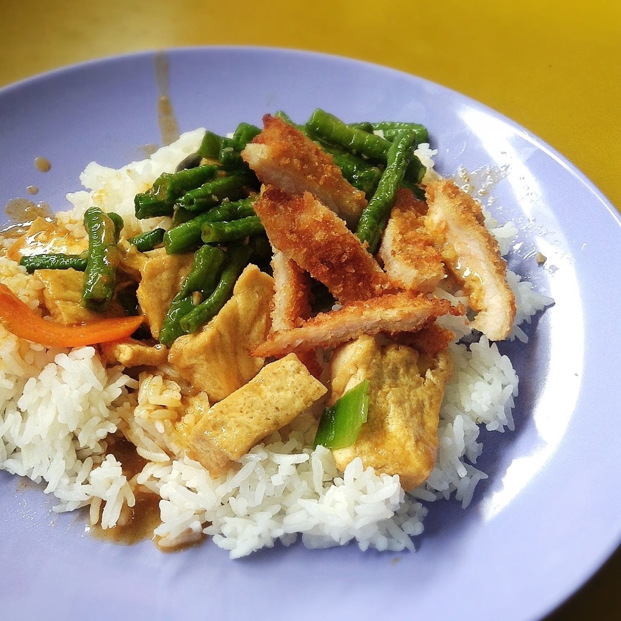 宝马Curry Fish Head @ Golden Mile Food Centre