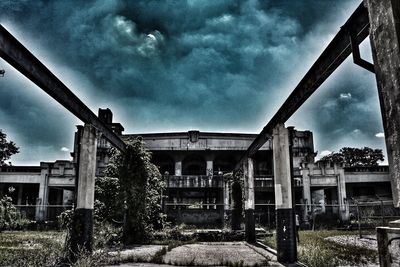 Low angle view of cloudy sky