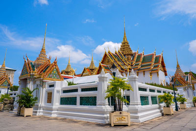 Exterior of temple building against sky