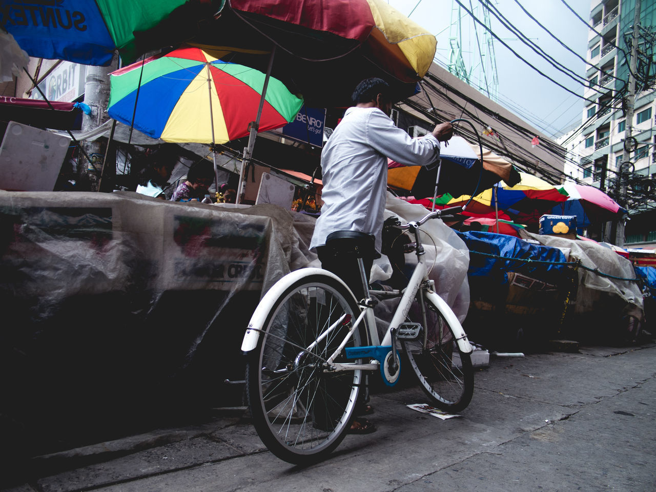 BICYCLE ON STREET