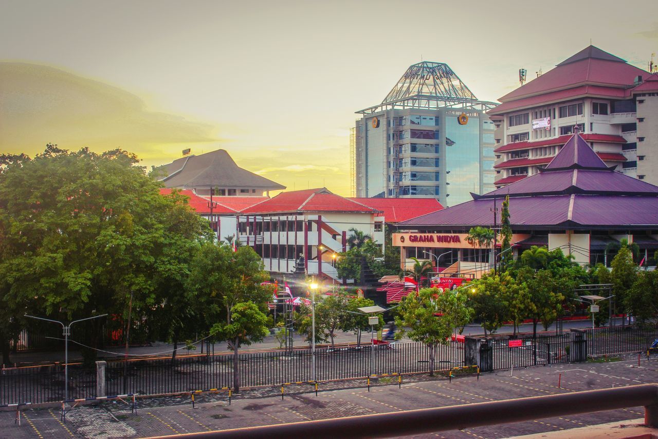 VIEW OF CITY BUILDINGS