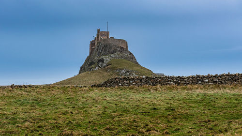 Lindisfarne castle on holy island, near berwick-upon-tweed, northumberland, england