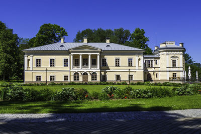 Neoclassical style features and certain traits of the manor of jasiunai, lithuania