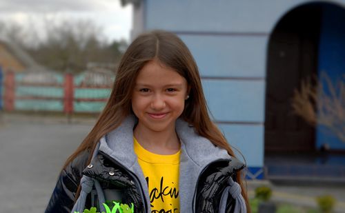 Portrait of smiling girl