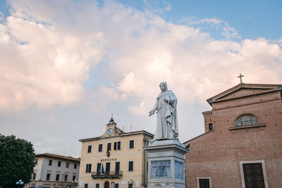 Boccaccio square in the center of the village of certaldo, town hall