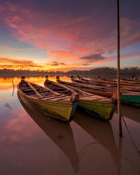 Seme boat with beautifull sunset in serayu rivers