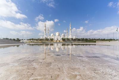 View of sheikh zayed mosque