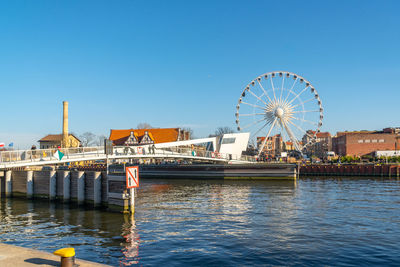 ferris wheel