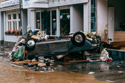 Garbage in building by city