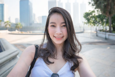 Portrait of a smiling young woman