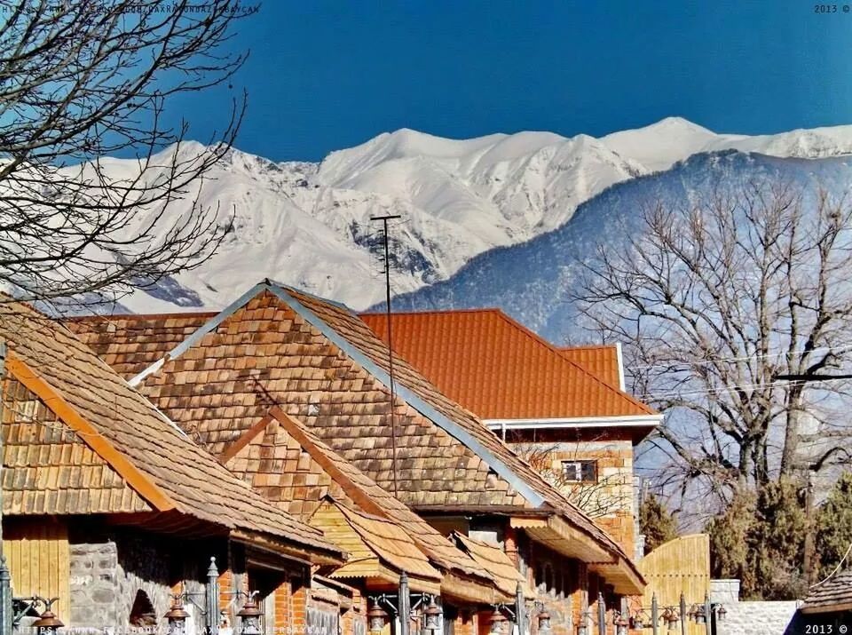 Azerbaijan.Gakh.Içeri bazar st